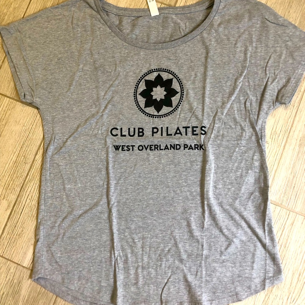 Club pilates dolman shirt